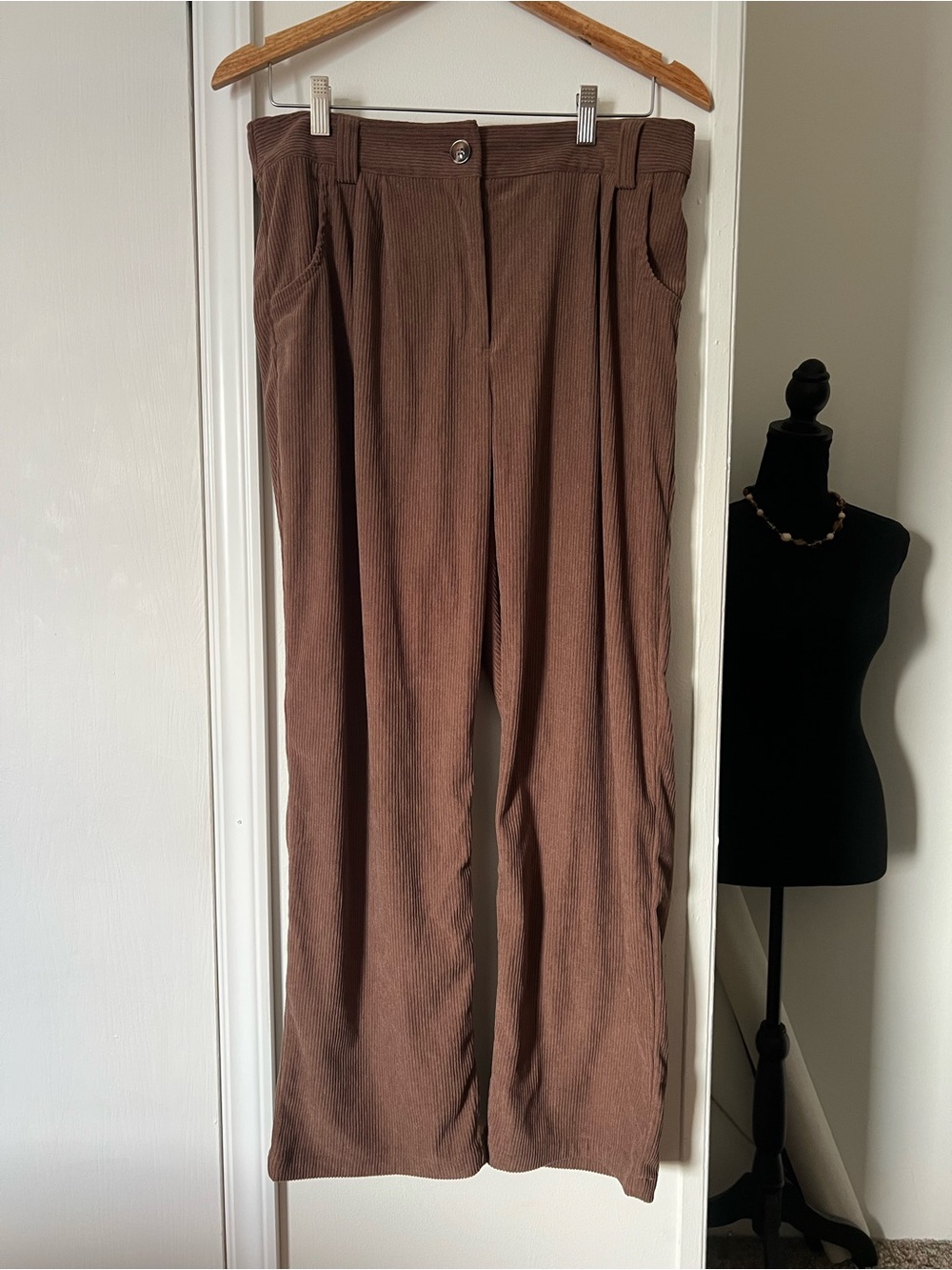Halara Brown Corduroy High Rise Wide Leg Pants Size Large - Picture 2 of 6